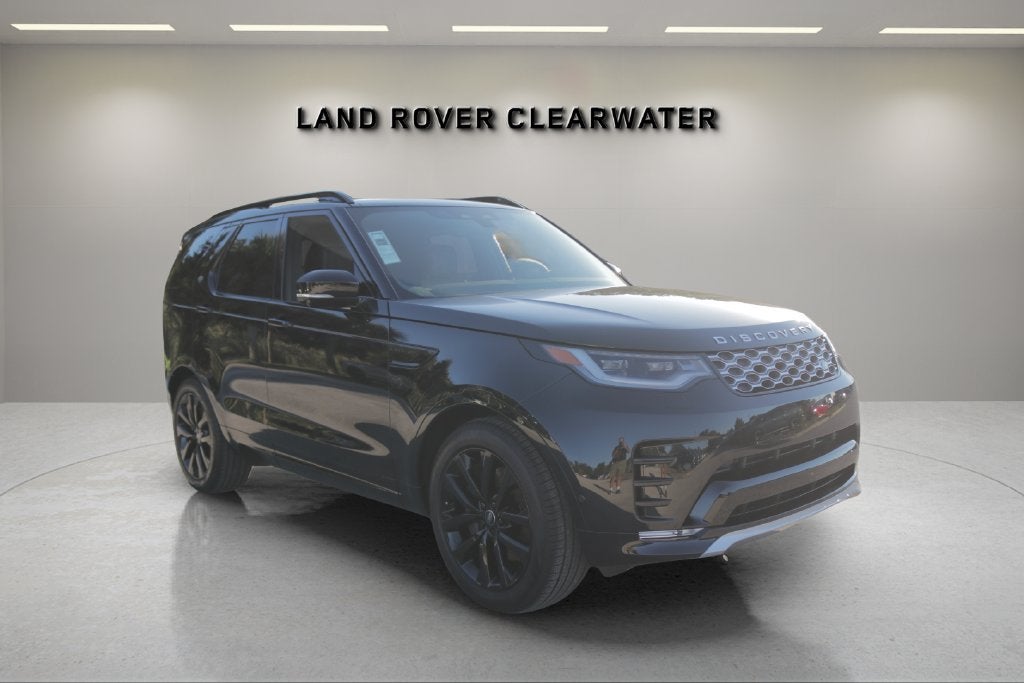 2026 Land Rover Discovery Base