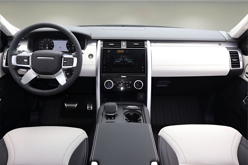 2026 Land Rover Discovery Base