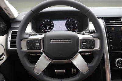 2026 Land Rover Discovery Base