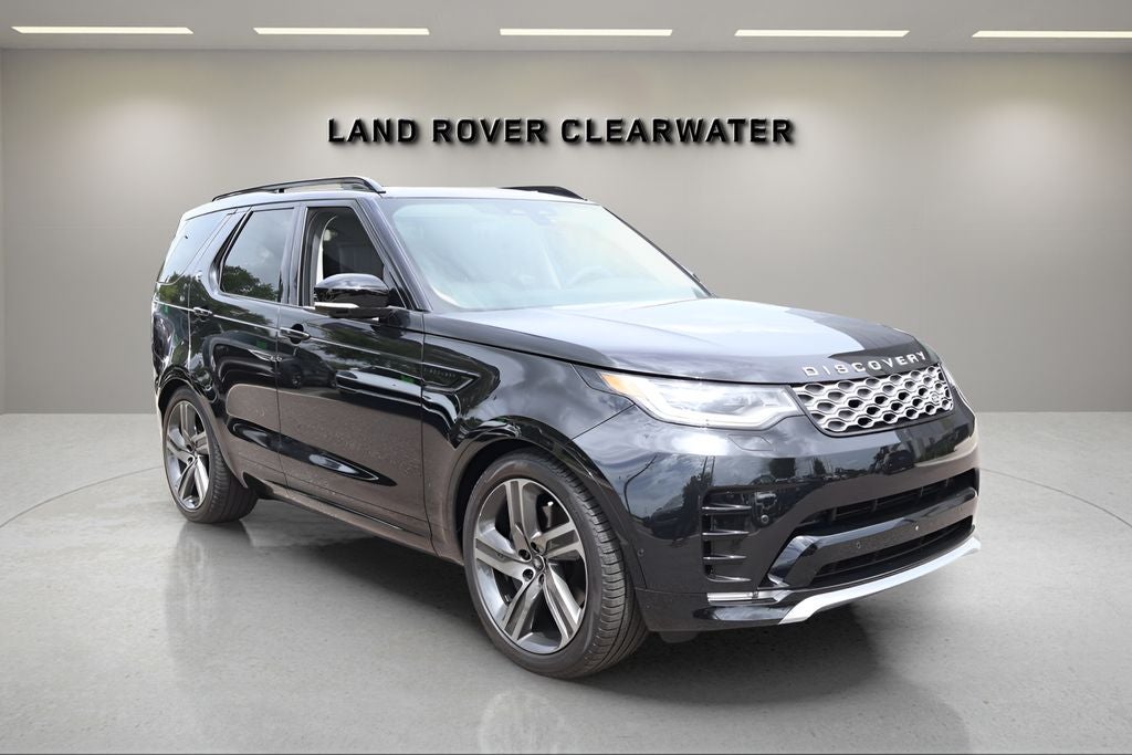 2026 Land Rover Discovery Base