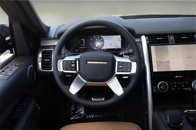 2026 Land Rover Discovery Tempest Edition