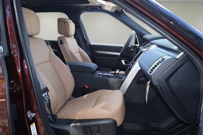 2026 Land Rover Discovery Tempest Edition