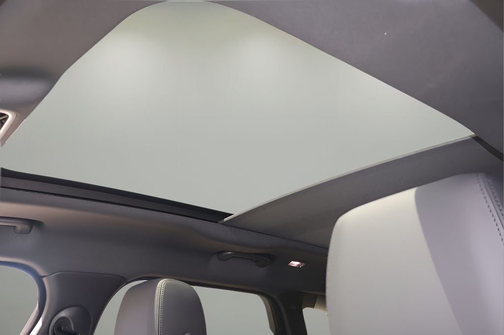 2026 Land Rover Range Rover Velar S