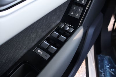 2026 Land Rover Range Rover Velar S