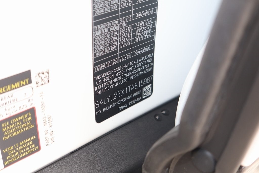 2026 Land Rover Range Rover Velar Dynamic SE