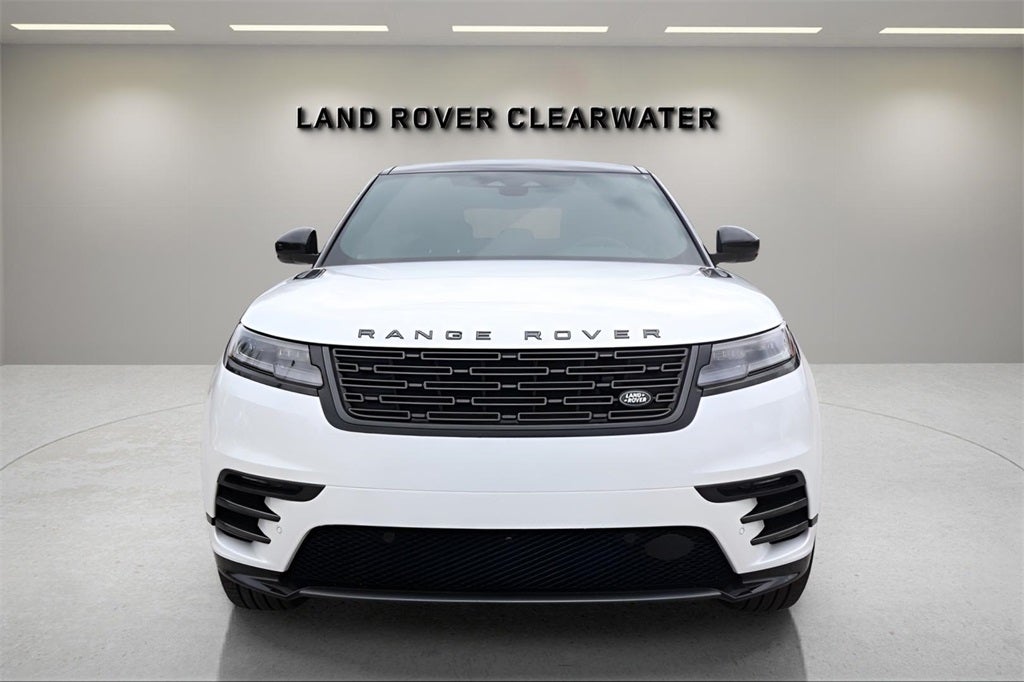 2026 Land Rover Range Rover Velar Dynamic SE