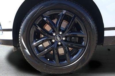 2026 Land Rover Range Rover Velar Dynamic SE