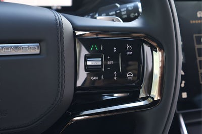 2026 Land Rover Range Rover Velar Dynamic SE