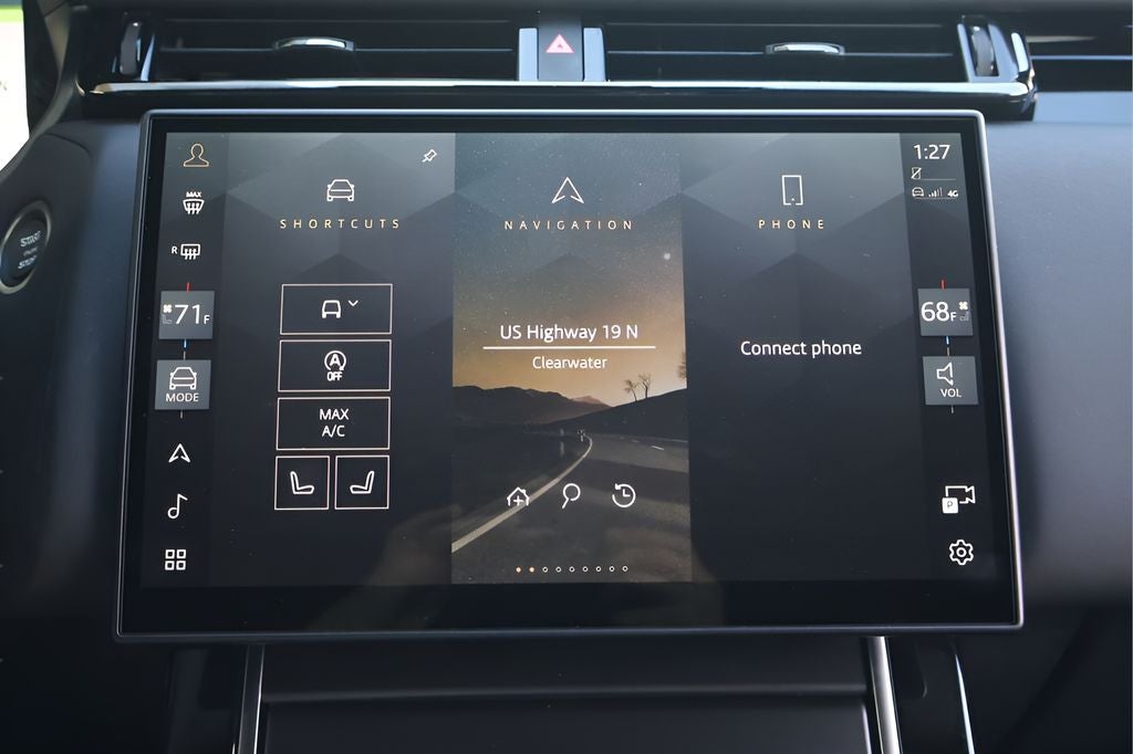 2026 Land Rover Range Rover Velar Dynamic SE