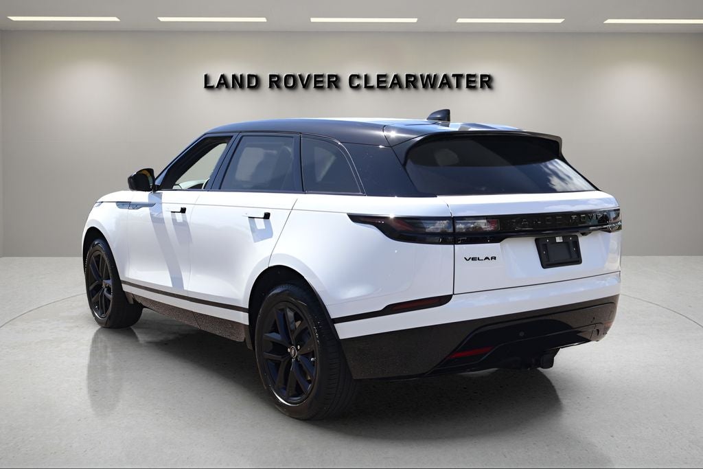 2026 Land Rover Range Rover Velar Dynamic SE