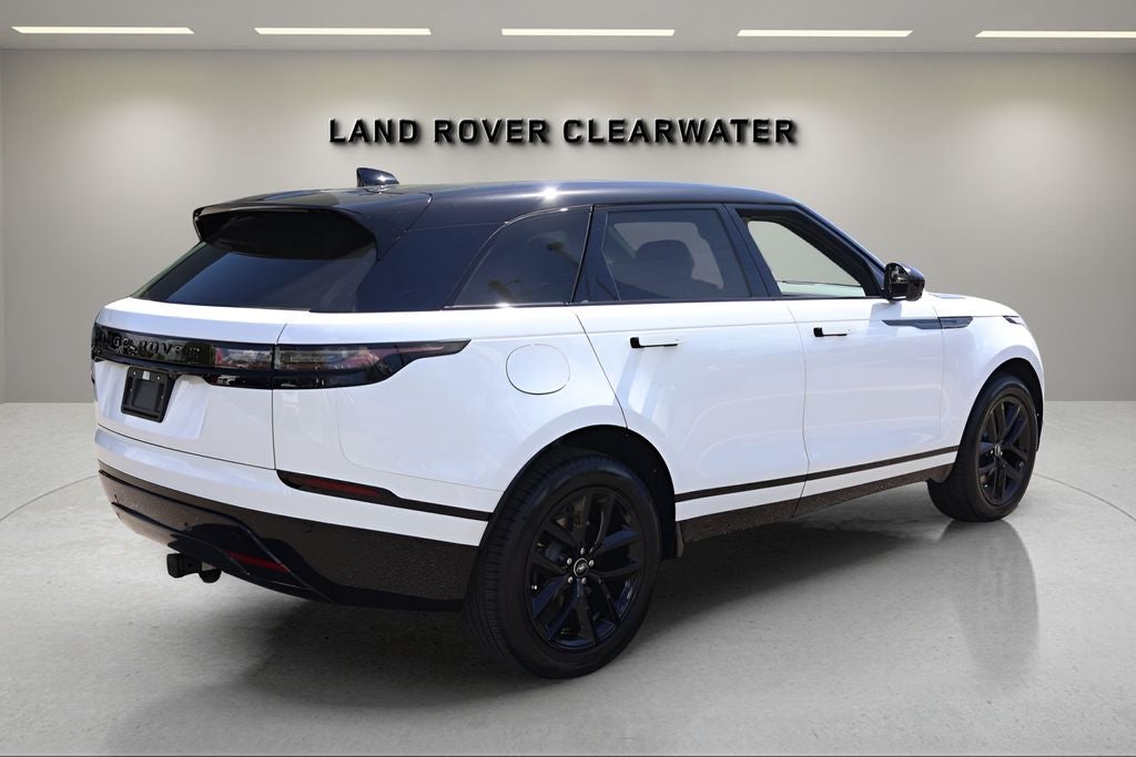 2026 Land Rover Range Rover Velar Dynamic SE