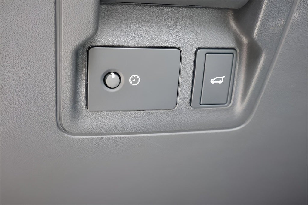 2025 Land Rover Range Rover Velar Dynamic SE