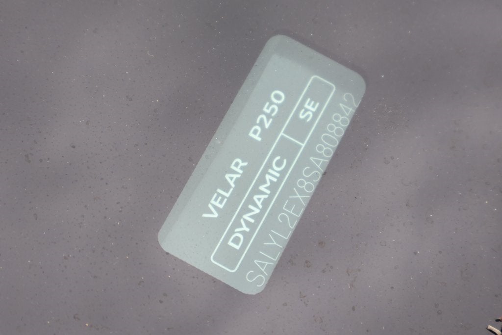 2025 Land Rover Range Rover Velar Dynamic SE