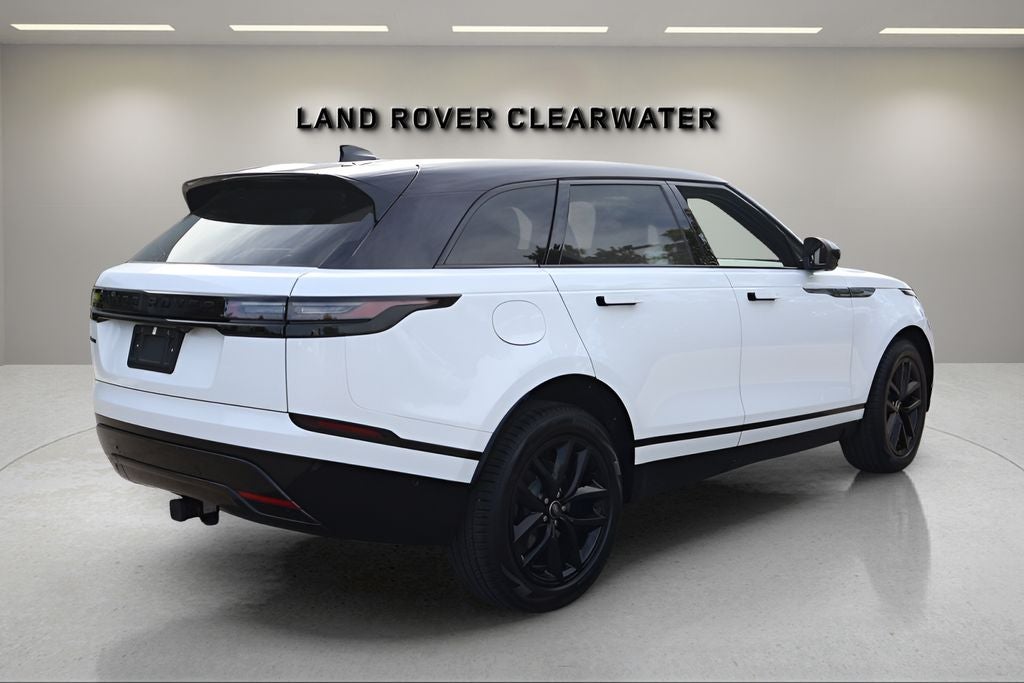2026 Land Rover Range Rover Velar Dynamic SE