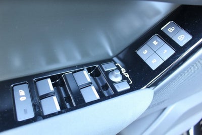 2025 Land Rover Range Rover Velar Dynamic SE