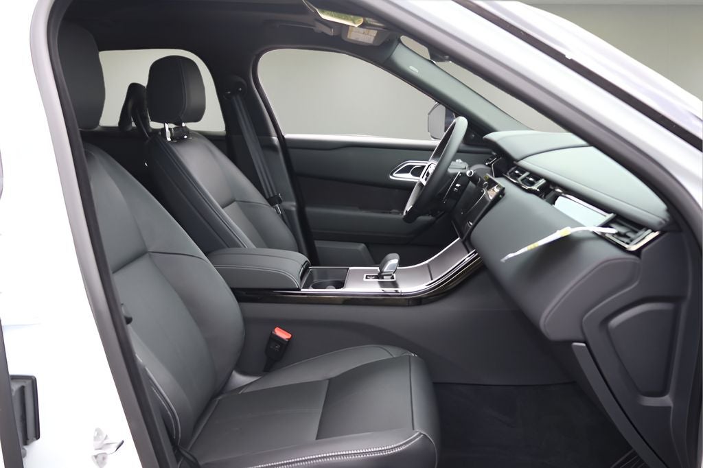 2026 Land Rover Range Rover Velar Base