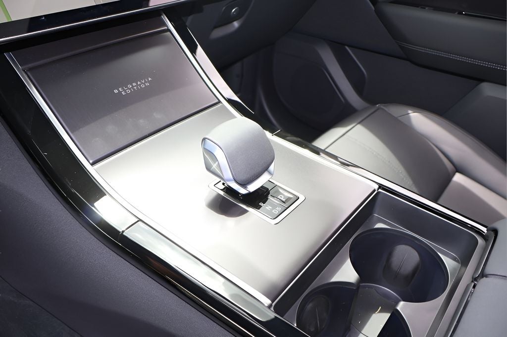 2026 Land Rover Range Rover Velar Base