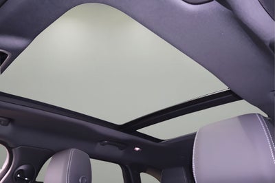 2026 Land Rover Range Rover Velar Base