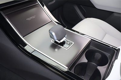 2026 Land Rover Range Rover Velar Base