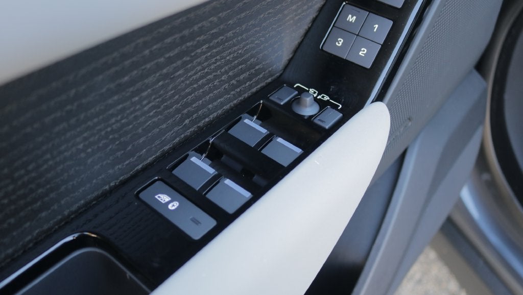 2026 Land Rover Range Rover Velar Base