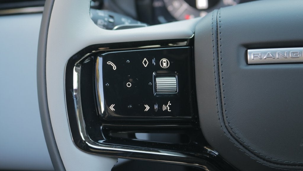 2026 Land Rover Range Rover Velar Base