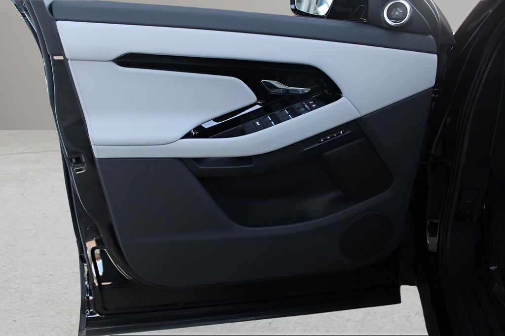 2026 Land Rover Range Rover Evoque S