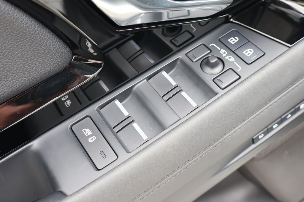 2023 Land Rover Range Rover Evoque R-Dynamic SE