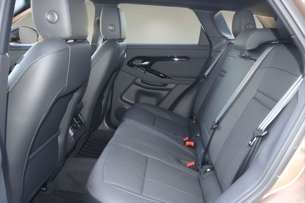 2026 Land Rover Range Rover Evoque Dynamic