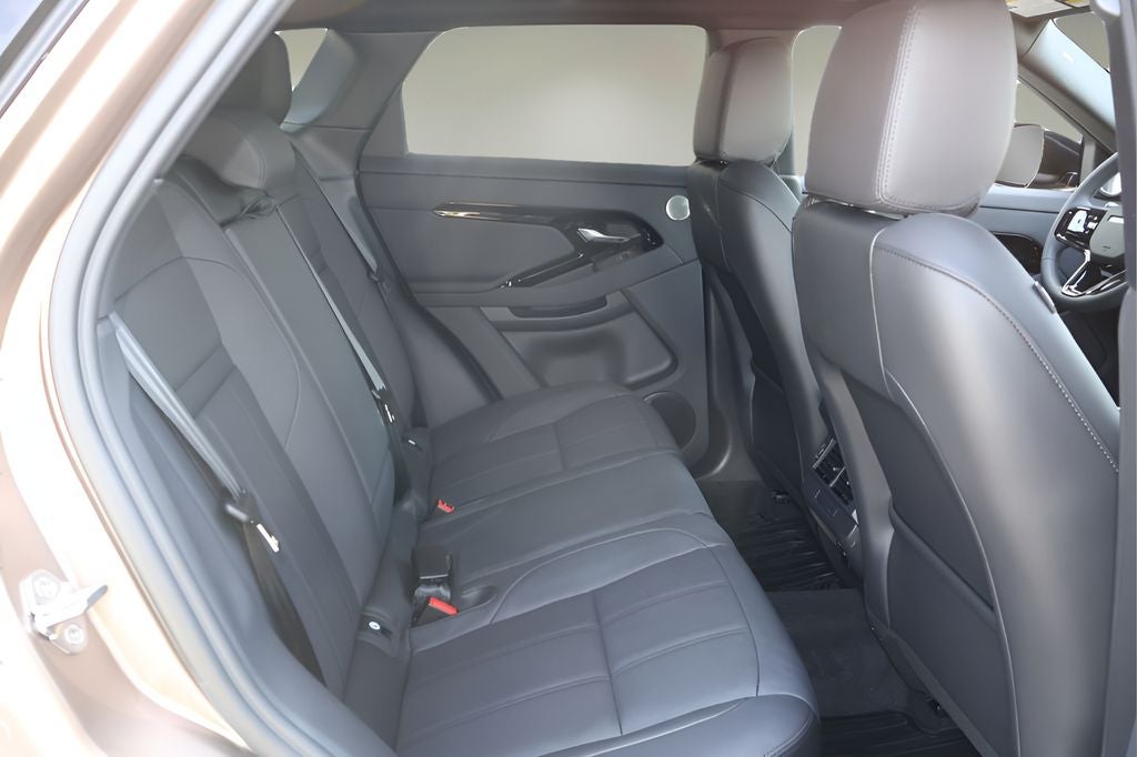 2026 Land Rover Range Rover Evoque Dynamic