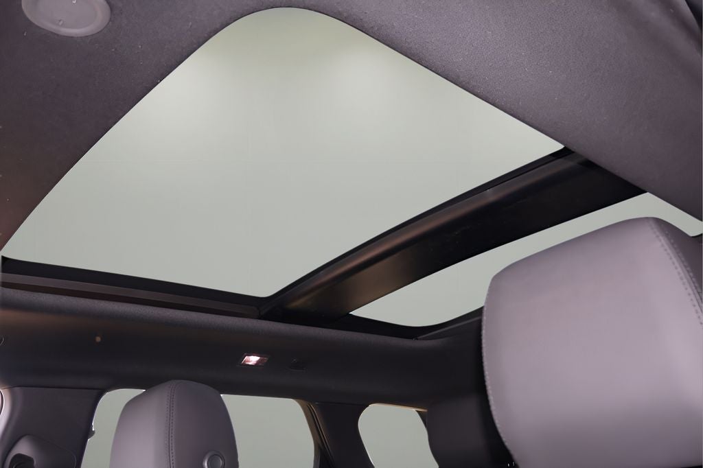 2026 Land Rover Range Rover Evoque Dynamic