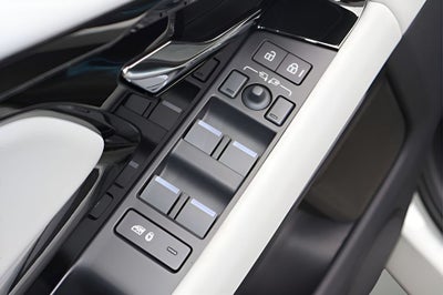2026 Land Rover Range Rover Evoque Hoxton Edition