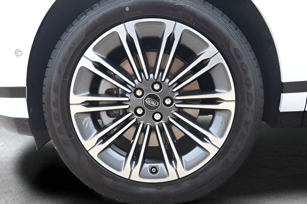 2026 Land Rover Range Rover Evoque Hoxton Edition