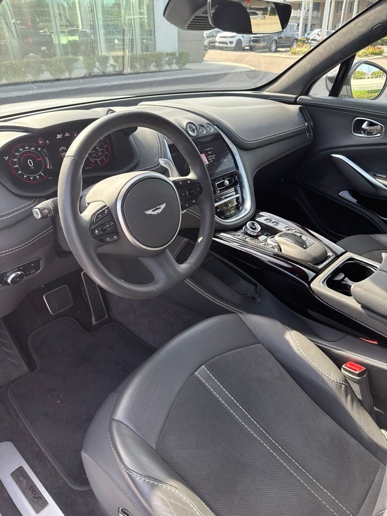 2023 Aston Martin DBX 707