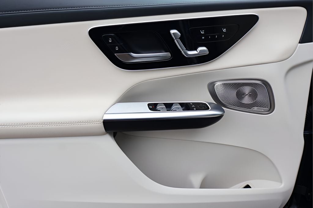 2023 Mercedes-Benz GLC GLC 300