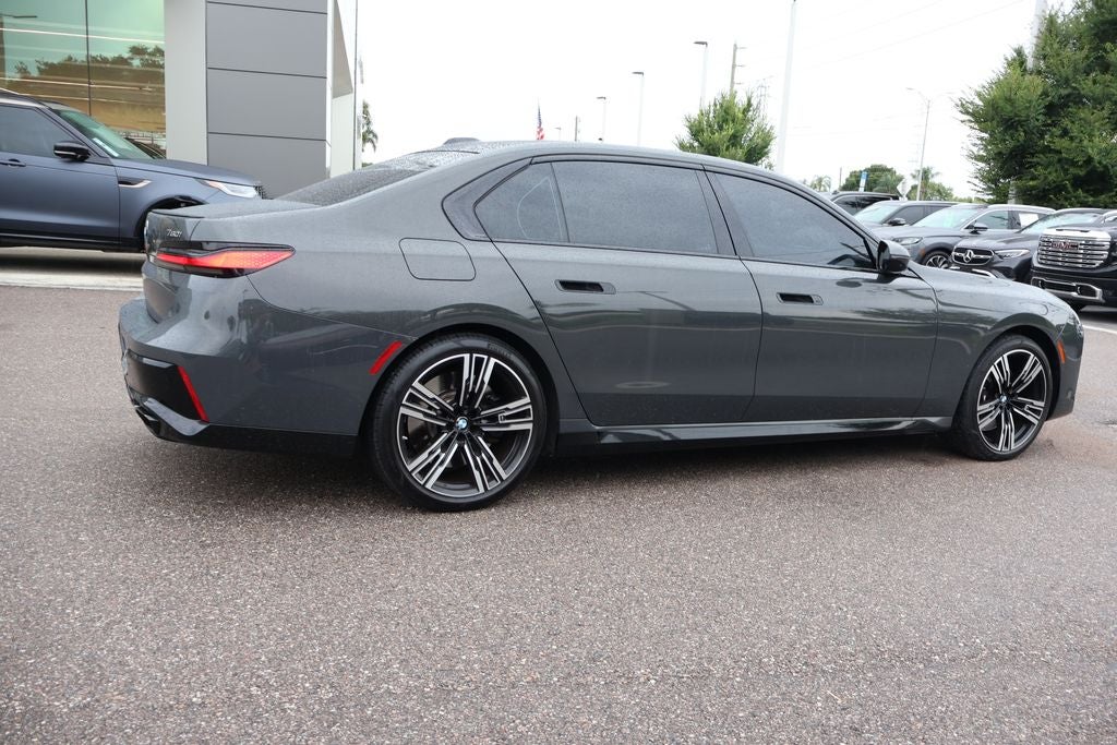 2023 BMW 7 Series 760i xDrive