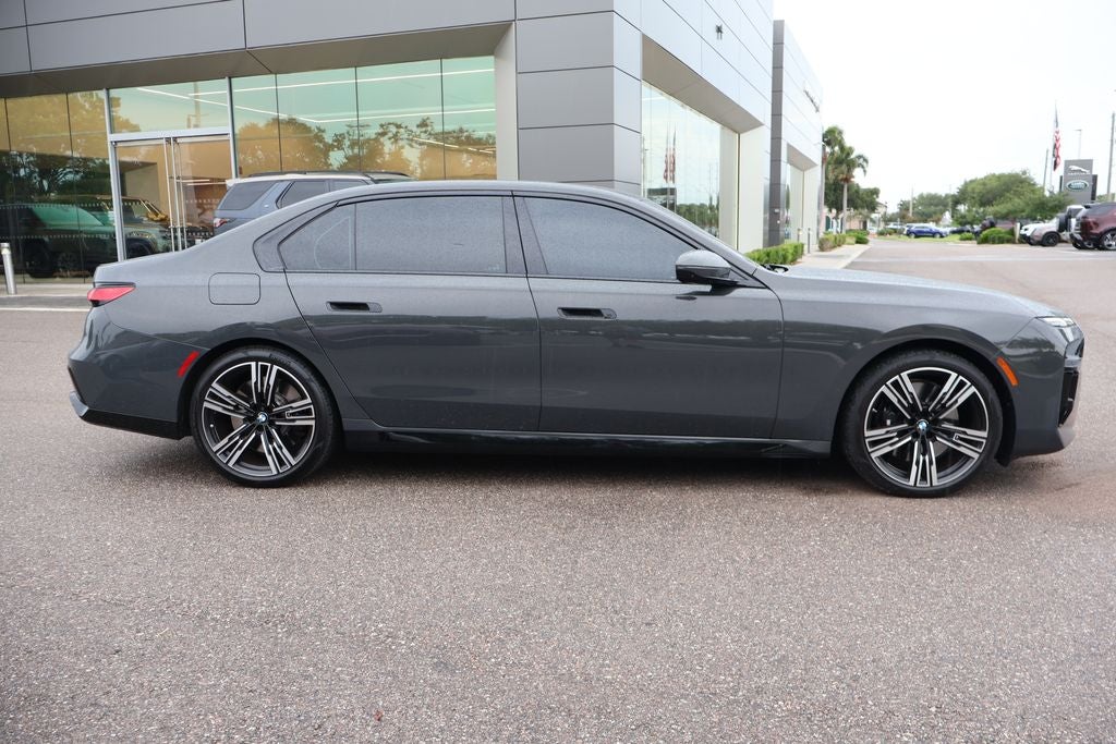 2023 BMW 7 Series 760i xDrive