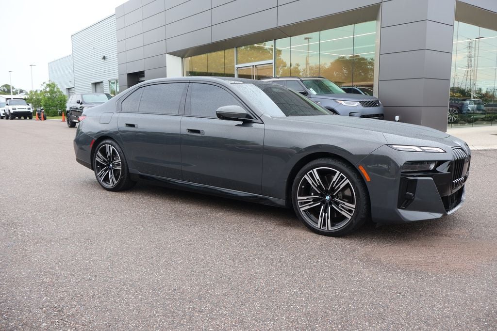 2023 BMW 7 Series 760i xDrive