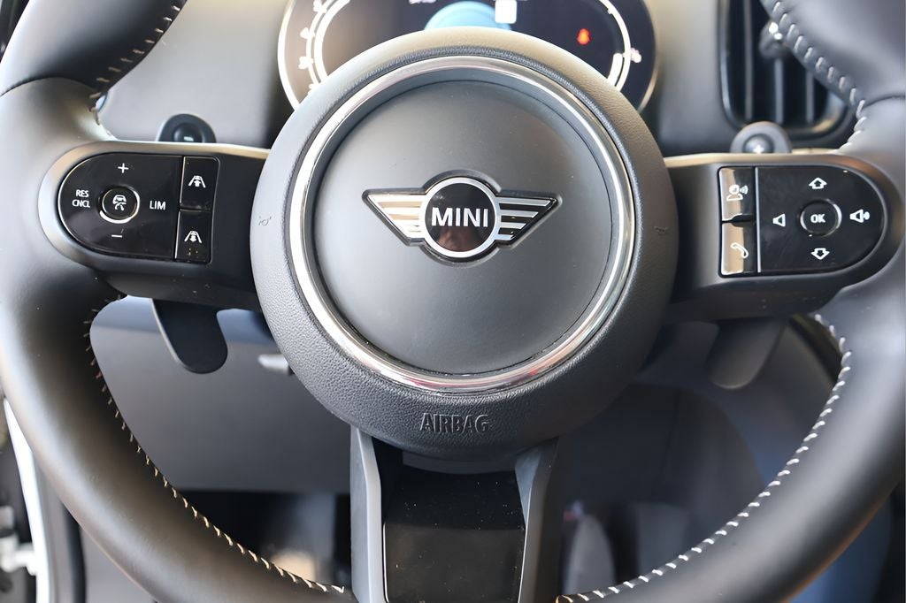 2022 MINI Cooper S Countryman Iconic
