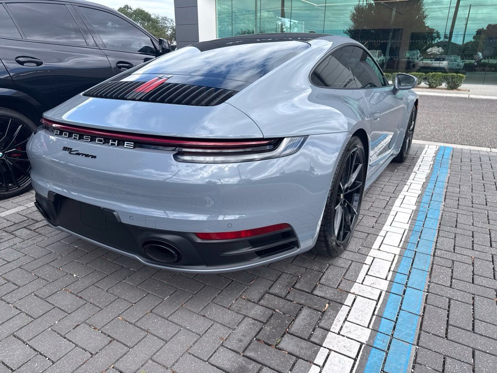 2024 Porsche 911 Carrera