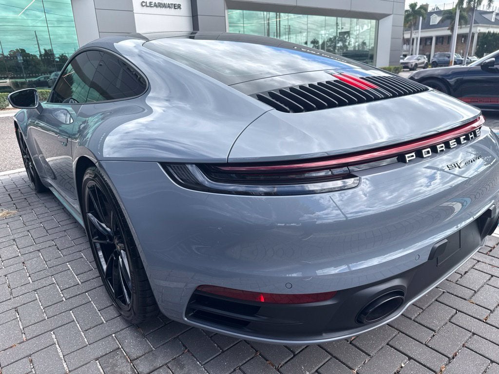2024 Porsche 911 Carrera