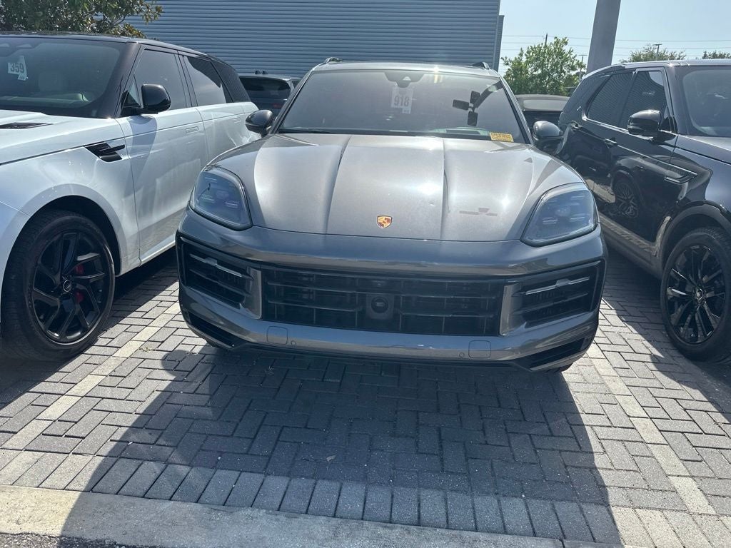 2024 Porsche Cayenne Base