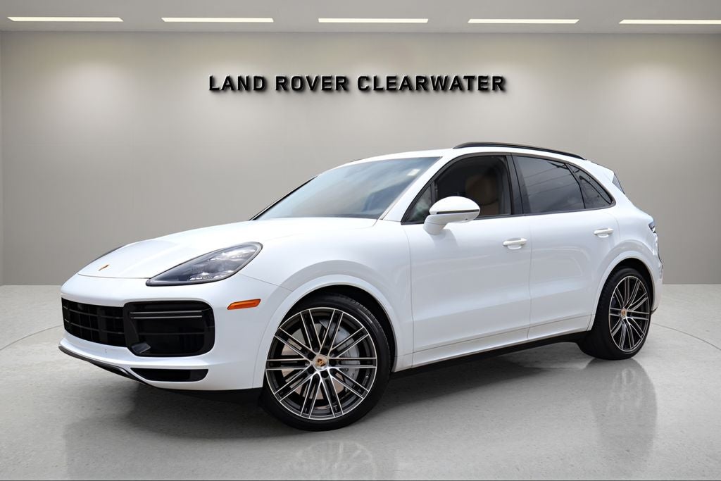 2023 Porsche Cayenne Turbo