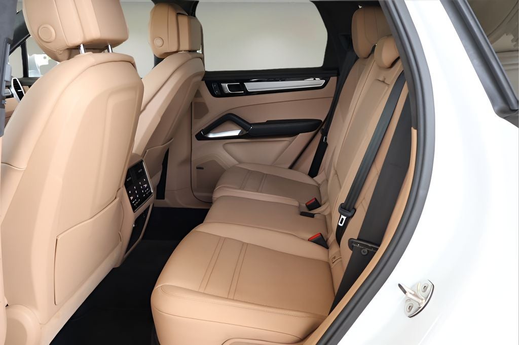 2023 Porsche Cayenne Turbo