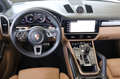 2023 Porsche Cayenne Turbo