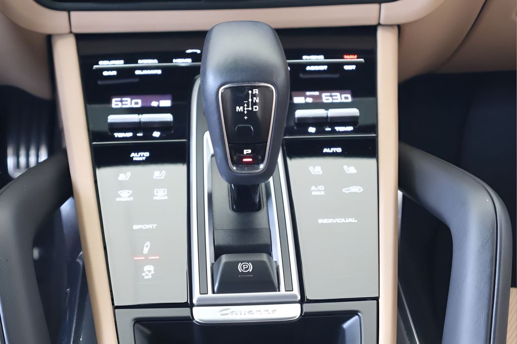 2023 Porsche Cayenne Turbo
