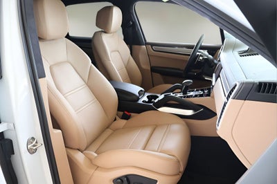2023 Porsche Cayenne Turbo