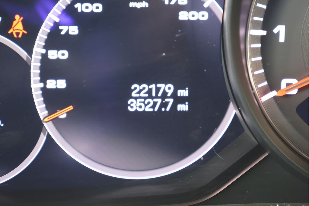 2023 Porsche Cayenne Turbo