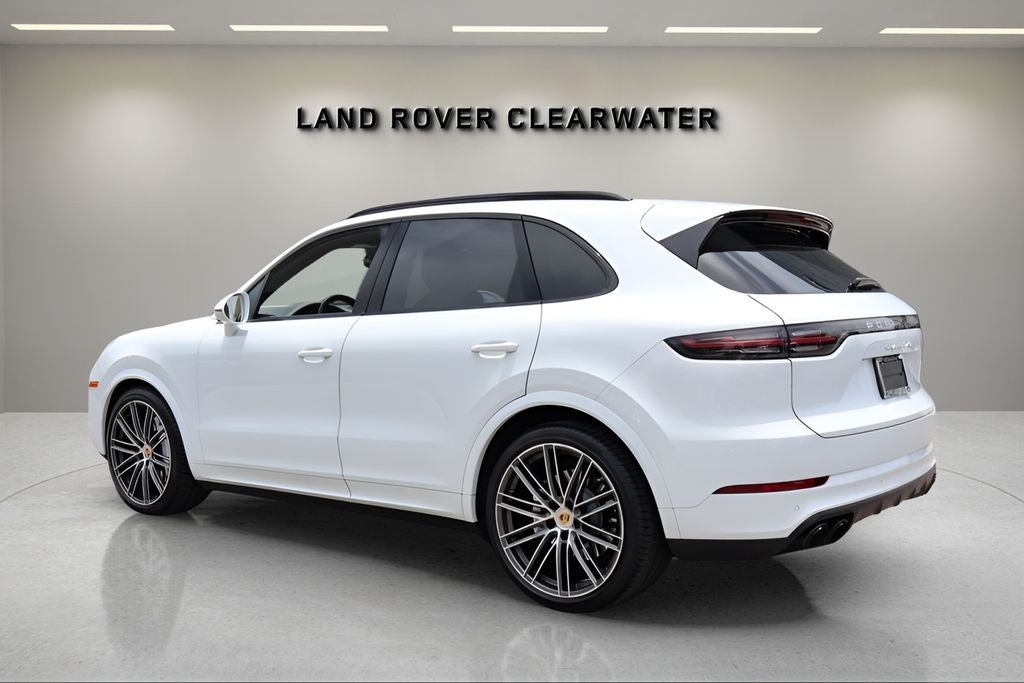 2023 Porsche Cayenne Turbo