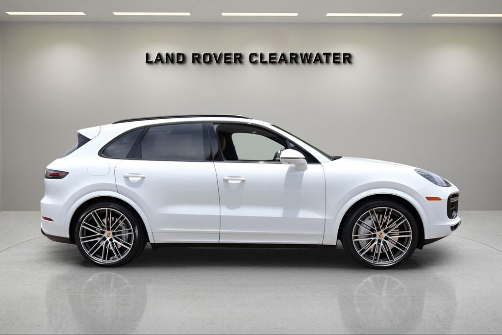 2023 Porsche Cayenne Turbo