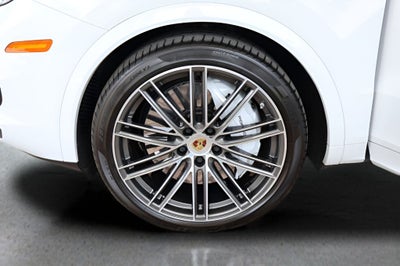 2023 Porsche Cayenne Turbo